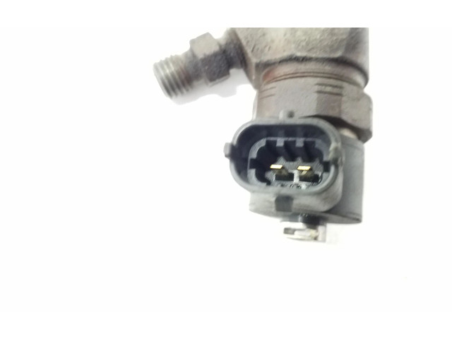 Vstřikovač 0445110327 Opel Zafira C