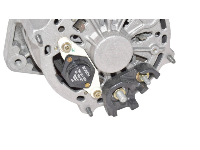 Генератор 051903017X Audi 200