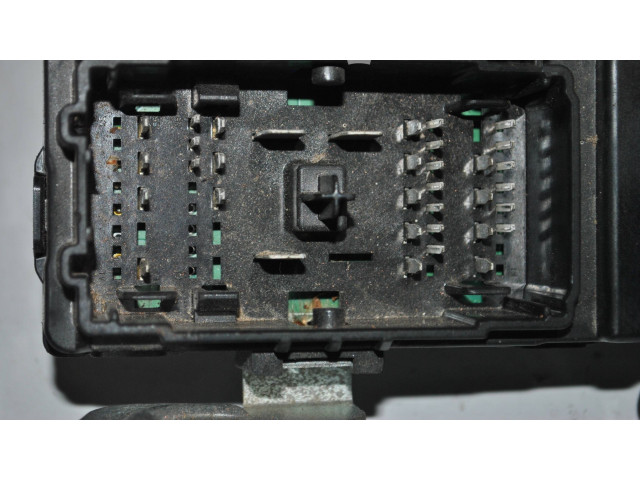 Pojistková skříňka 919544D451 KIA Carnival 2005