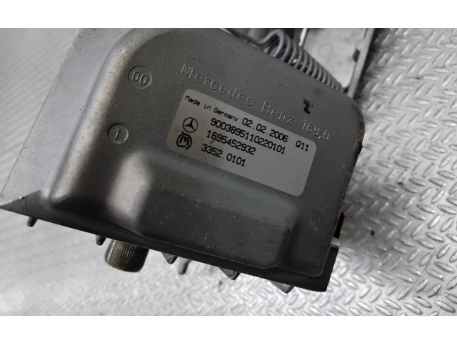 Рулевая рейка 1695452932, A1694603216 Mercedes-Benz A W169 2004 - 2012 года