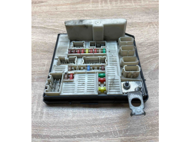 Pojistková skříňka 519220222, 7698895243 Renault Kangoo 1997