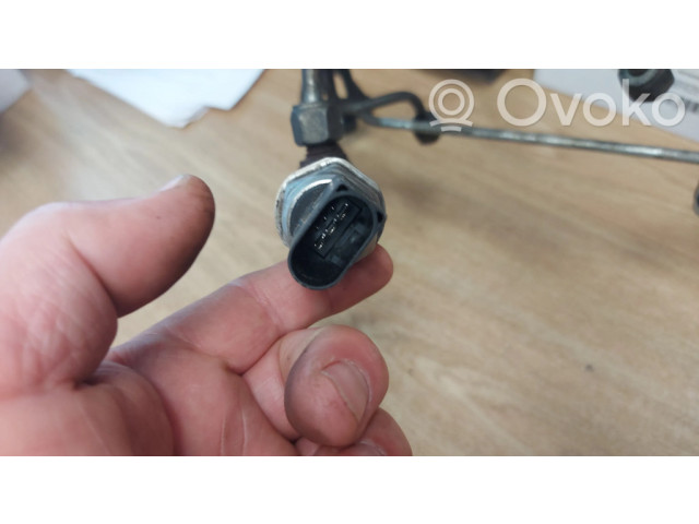 Топливная рампа BK2Q9D280AB   Citroen Jumper 2.2 