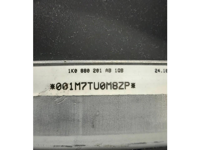 Надувная подушка для руля 1K0880201AB, 001M7TU0M8ZP   Volkswagen  Jetta V  2005 - 2010 года
