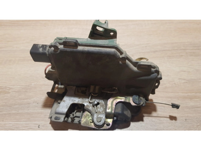 Задний замок