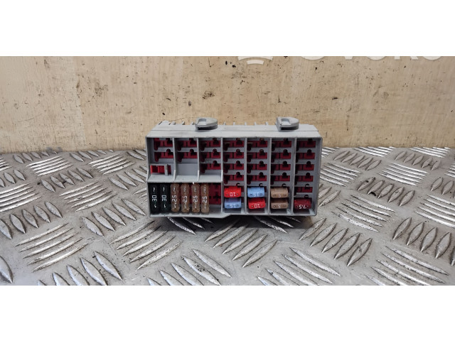   Pojistková skříňka 8637669   Volvo XC90 2007