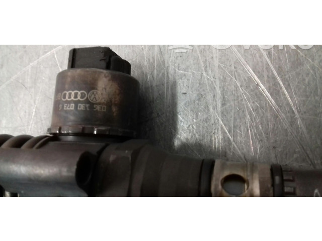 Форсунка 03G130073G Volkswagen Touran I