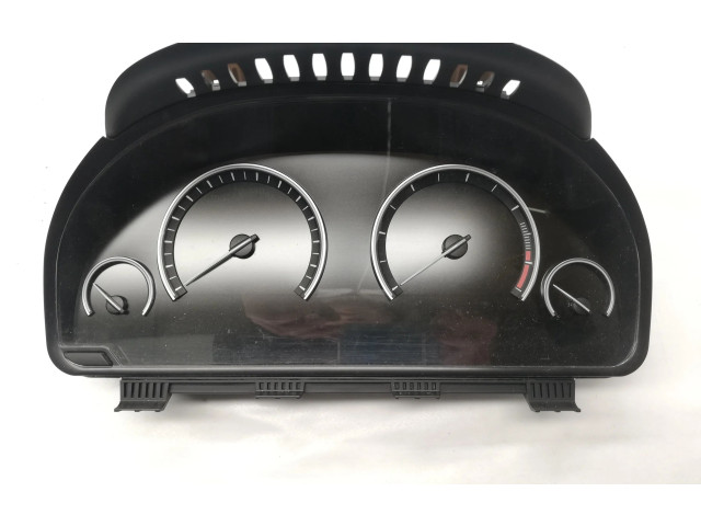 Přístrojová deska BMW 5 GT F07 2010 922080101