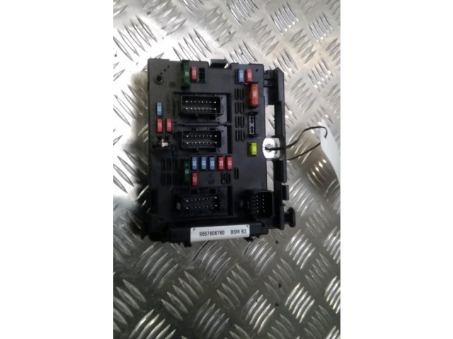 Блок предохранителей Citroen Xsara Picasso