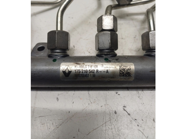 Vstřikovací lišta 175210542R   Nissan Qashqai     