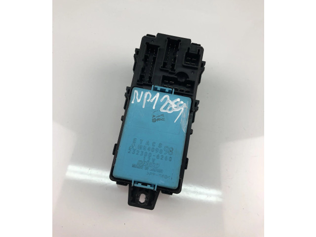 Блок предохранителей MR409898 Mitsubishi L200