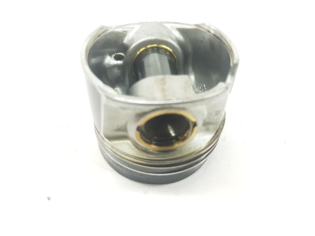 Píst 04L107065A, 04L107065A Volkswagen Caddy