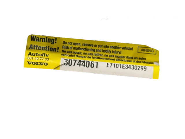 Подушка безопасности водителя 30744061, 601407700   Volvo V70