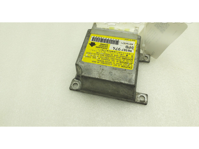 Подушка безопасности водителя MR587974, W2T64371 Mitsubishi L200