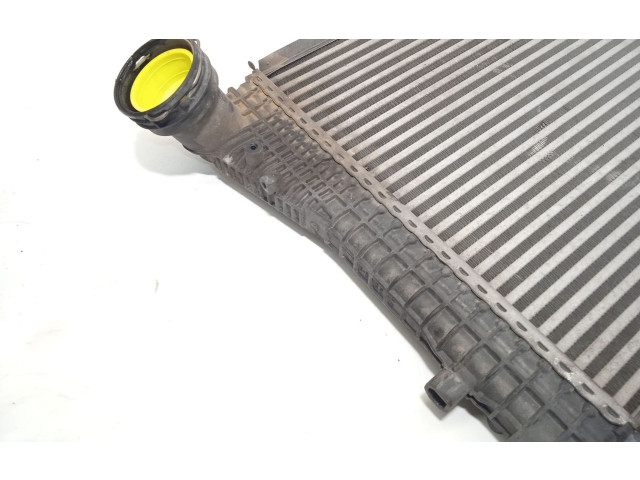 Интеркулер 1K0145803T Skoda Octavia Mk2 (1Z)