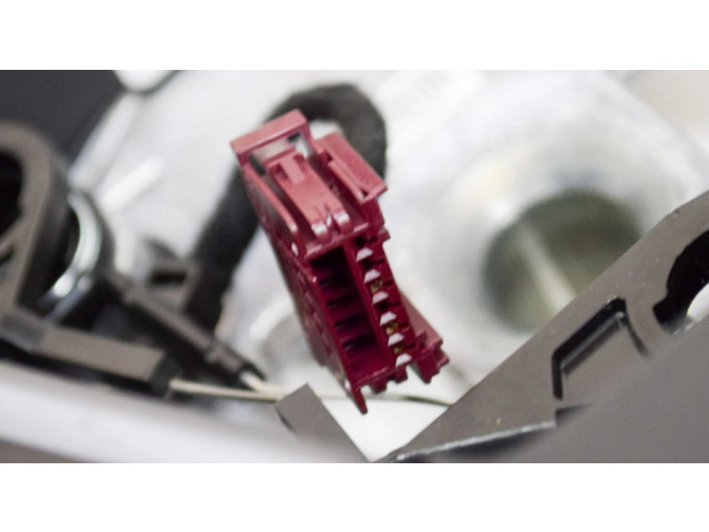 Руль Tesla Model 3 2017- года 109522299L