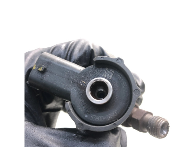 Vstřikovač 338002A900, 0445110320 Hyundai i30 pro naftový motor 1.6