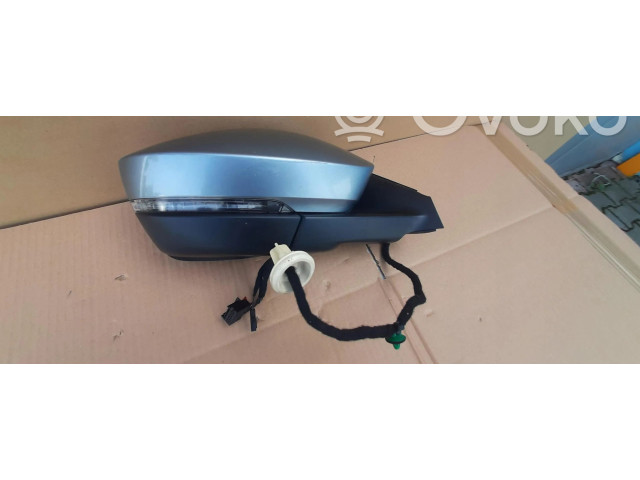 Зеркало электрическое Skoda Karoq 2017 - года
