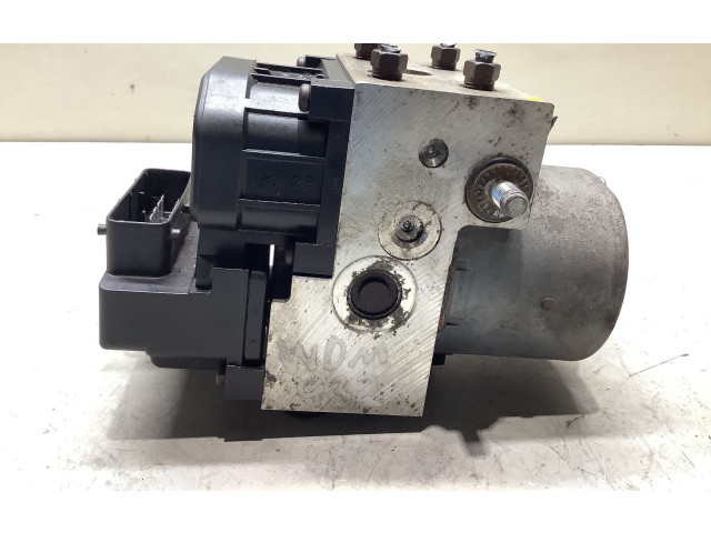 Блок АБС 11000031300, 47660VK310 Mitsubishi L200 1996-2006 года