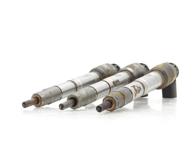 Vstřikovač 04L130277AC   Skoda Kodiaq     