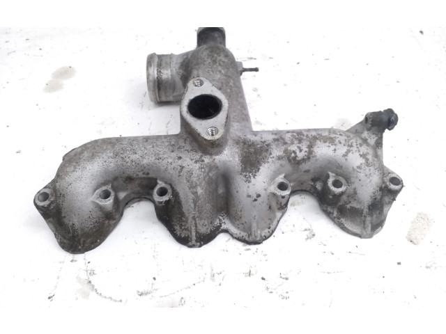 Поршень Всасывающий коллектор  028129713J  Volkswagen PASSAT B4  