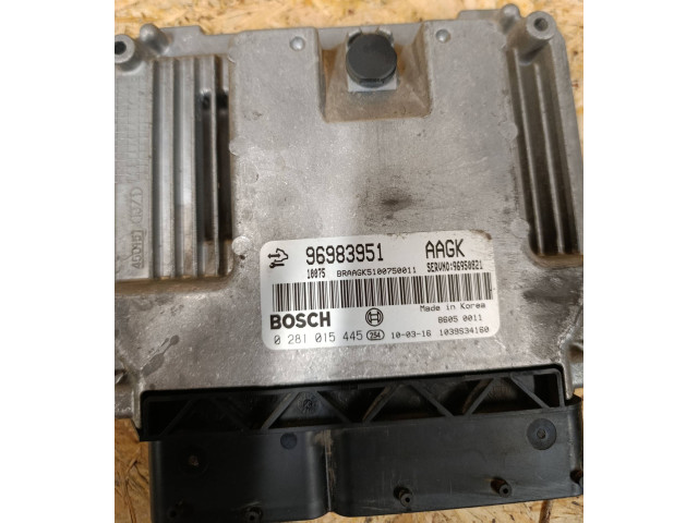 Блок управления двигателя 96983951, 0281015445 Chevrolet Cruze
