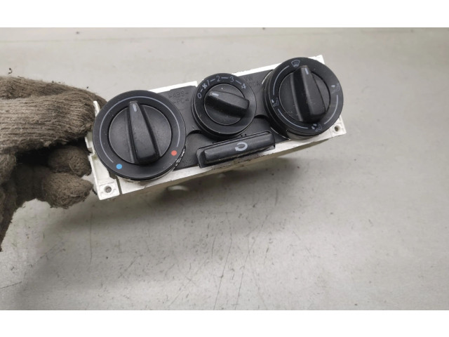 Блок управления климат-контролем 1J0819045E Skoda Octavia Mk1 (1U)