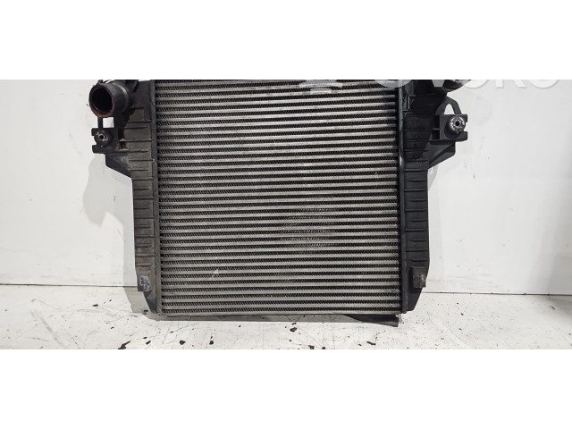 Радиатор интеркулера     Jeep Cherokee III KJ