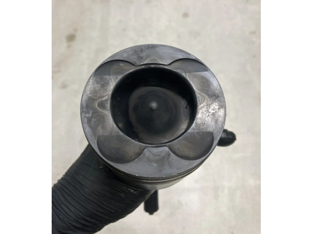 Turbodmychadlo Поршень с шатуном 8370B Mercedes-Benz GLE (W166 - C292)