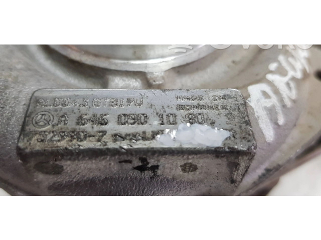 Turbodmychadlo Турбина A6460901080   Mercedes-Benz C W203   