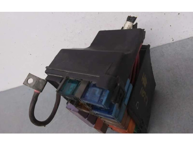 Pojistková skříňka Řídící jednotka BSM 8200242763 Renault Espace III 2003