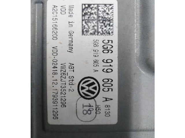 Экран дисплея вверх 5G6919605A, DERIADA   Volkswagen Golf SportWagen       