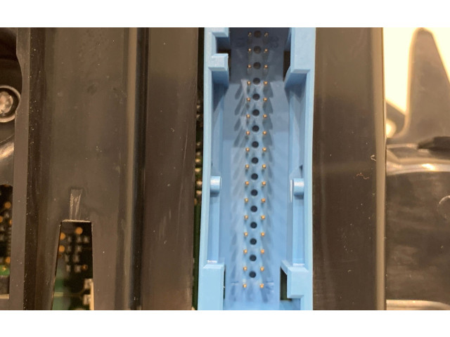 Přístrojová deska Porsche Panamera (970) 2012 97064115408