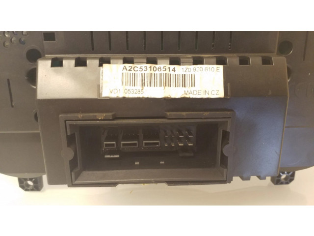 Панель приборов V3564436, 1Z0920810E Skoda Octavia Mk2 (1Z)