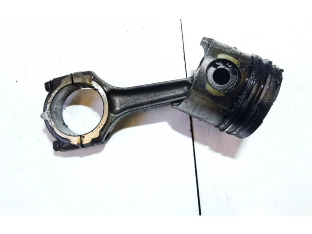 Поршень с шатуном Renault Scenic I