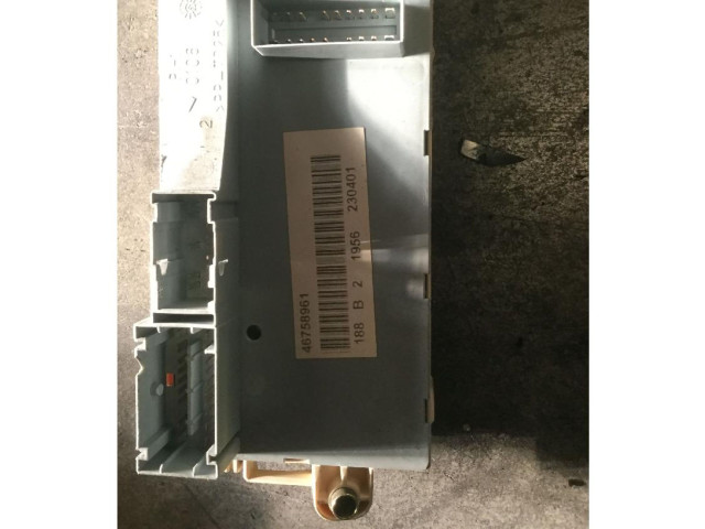   Pojistková skříňka    Fiat Punto (188) 1999