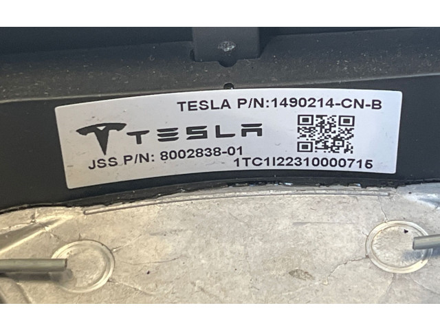 Руль Tesla Model 3 2017 - года 1490214CNB, 8002838