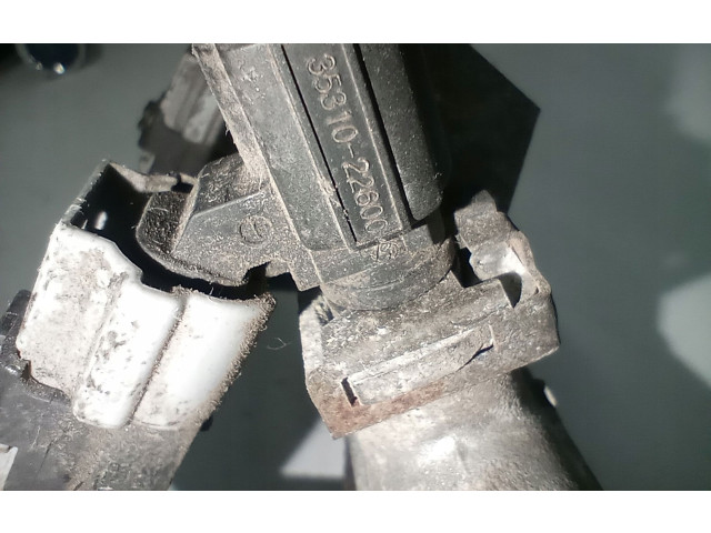 Топливная рампа 9260930006 Hyundai Getz