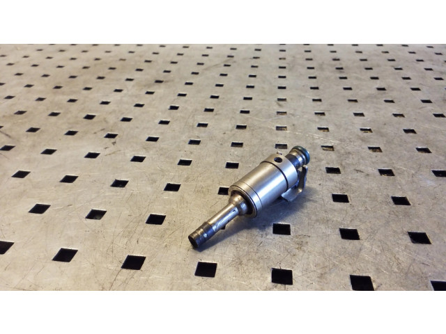 Vstřikovač DM5G9F593AA, 0261500221 Ford Focus pro benzínový motor 1.0