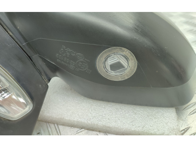 Зеркало электрическое        Peugeot 5008   -  года   