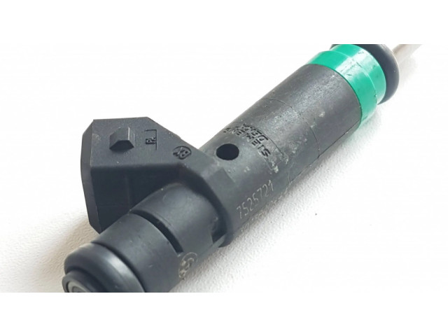 Vstřikovač 7525721, 3013B00444 BMW 7 E65 E66 pro benzínový motor 4.5