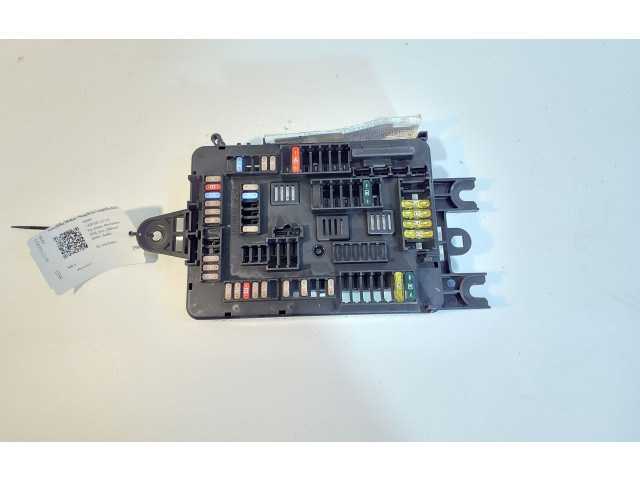 Pojistková skříňka 9228158 BMW 1 F20 F21 2014