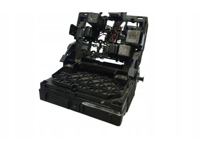 Блок предохранителей Ford Galaxy