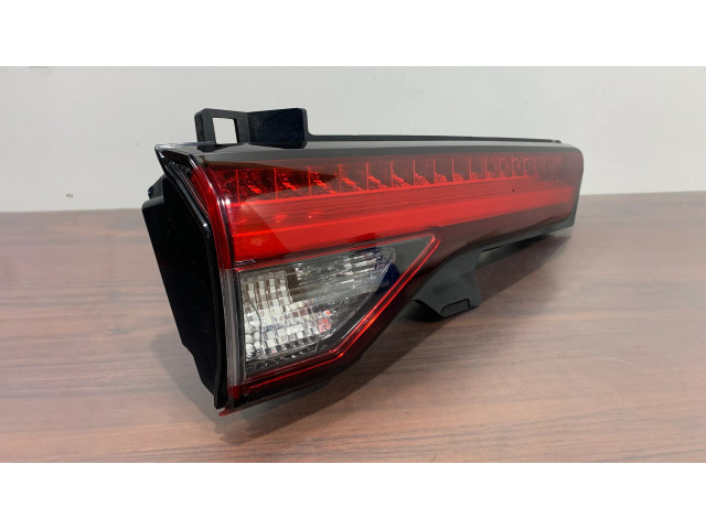 Задний фонарь левый сзади Mitsubishi Outlander IV 2021- года