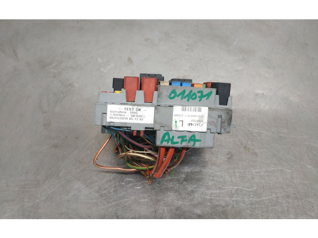 Блок предохранителей 51849424 Alfa Romeo Giulietta