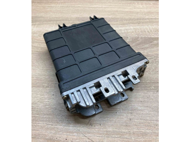 Řídící jednotka 039906024D, Used Audi A6 S6 C4 4A 1994