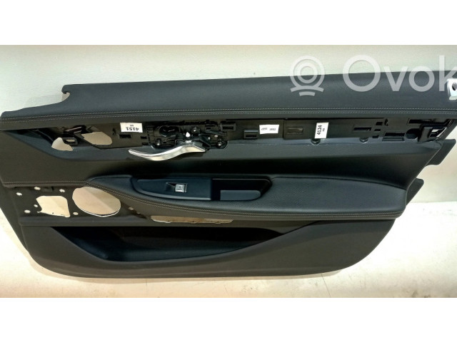 Обшивка передней двери