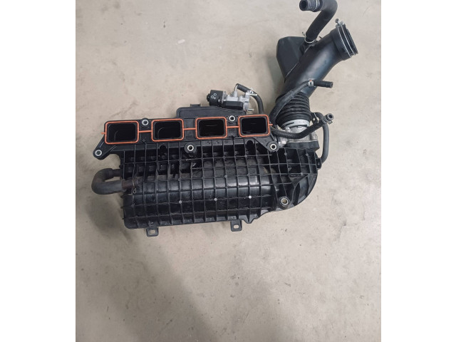 Всасывающий коллектор 2203036020, 1788036110 Toyota RAV 4 (XA40) 2016