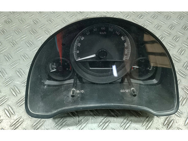 Панель приборов    Skoda Citigo       