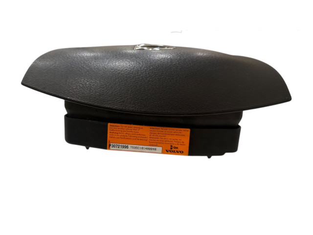 Подушка безопасности водителя 30721996, T335C181400048   Volvo V70