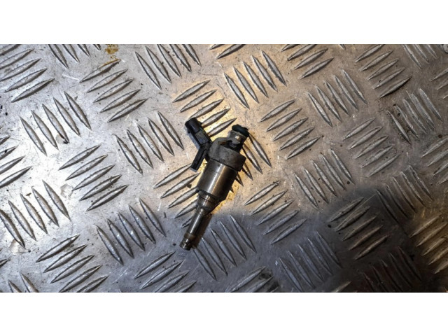 Vstřikovač 06L906036J Audi A3 S3 8V pro benzínový motor 2.0 Cnt